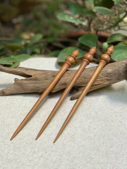 チークのかんざし