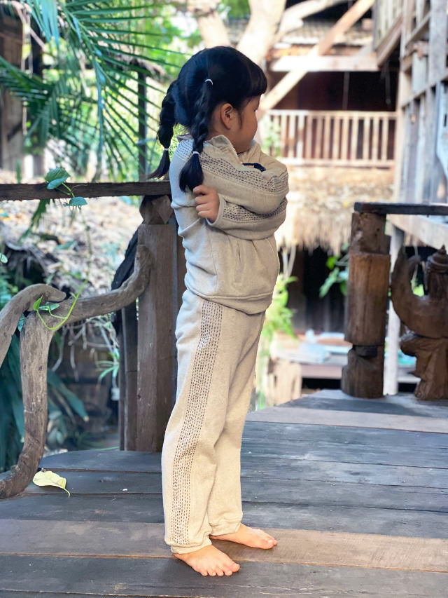 asana KIDS ヘンプコットン 厚手 ジャージ トップス・きなり