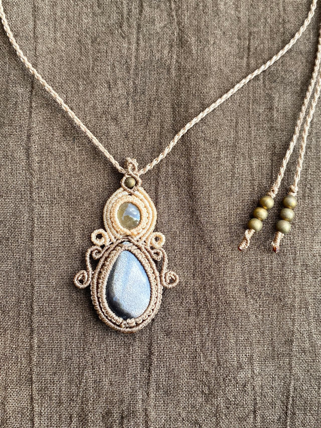 Kula Kula 天然石 ネックレス・サファイア+オブシディアン Kula Kula 天然石 ネックレス・サファイア+オブシディアン