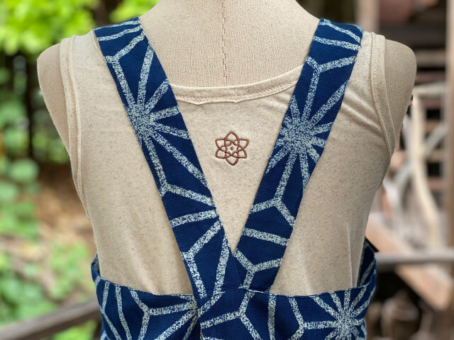 asana HEMP100% 大麻柄 インディゴ抜染 エプロン