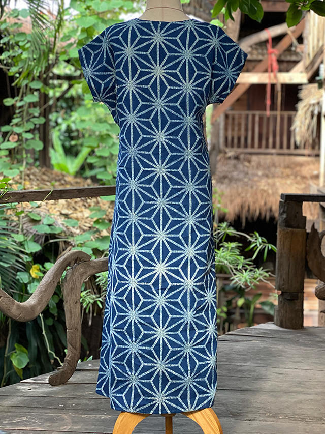 Asana Hemp100 大麻柄 インディゴ抜染 縄文ワンピース パヤカ オンラインショップ Asana Hemp100 大麻柄 インディゴ抜染 縄文ワンピース パヤカ オンラインショップ