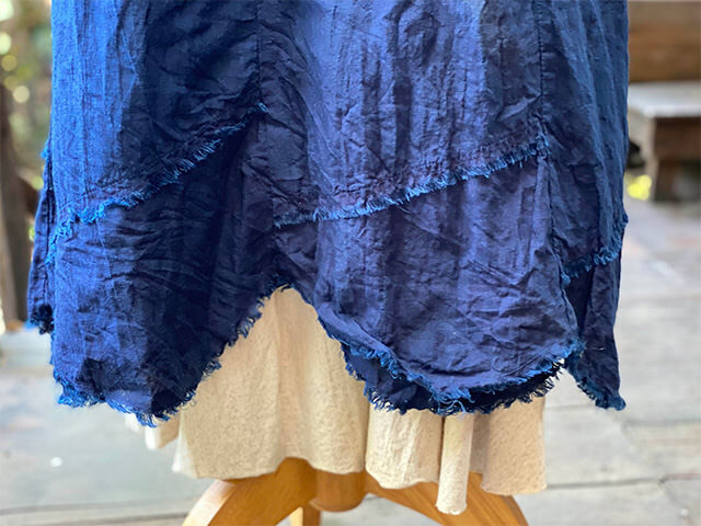 KITTA カシュクールワンピース 草木染め ロング kitta 草木染め 琉球藍 ノースリーブのカシュクールワンピース