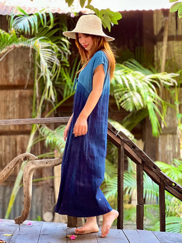 Lotusさん専用)la chic baton リネンワンピースセルリアンブルー asana HEMP100% 縄文ワンピース・インディゴ グラデーション 草木染め
