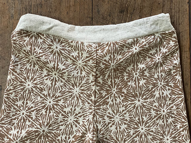 asana ヘンプコットン 厚手 麻柄プリント レギンス 