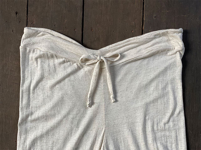 asana ヘンプコットン テロテロ レギンス・きなり