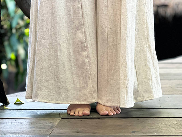 asana HEMP100% 厚手 切り替えし フレアーパンツ・きなり