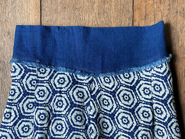 asana HEMP100% ガーゼ ハニカム柄インディゴ抜染 もんぺ パンツ