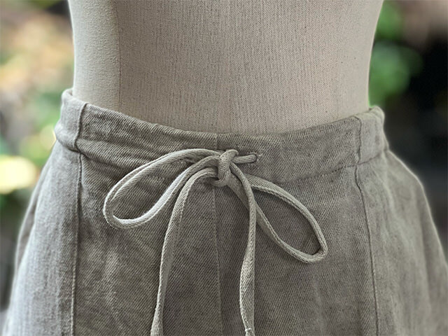 asana HEMP100% 厚手 ショートパンツ・草木染め