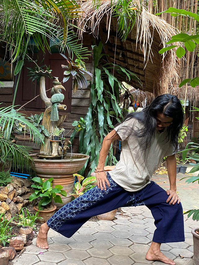 asana 麻柄プリント 民俗パンツ・インディゴ染め 【パヤカ オンライン