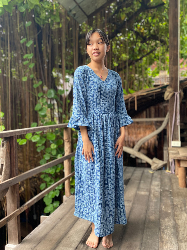 asana 麻柄 フリフリ Vネック ワンピース【パヤカ オンラインショップ】