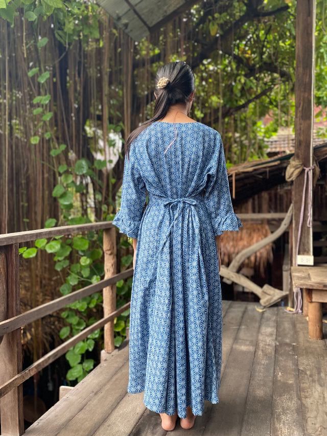 asana 麻柄 フリフリ Vネック ワンピース【パヤカ オンラインショップ】