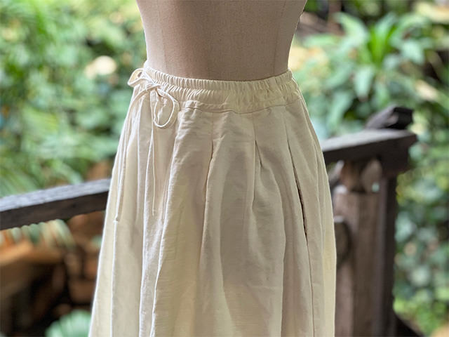 asana HEMP100% 厚手 デニム風 スカート・きなり