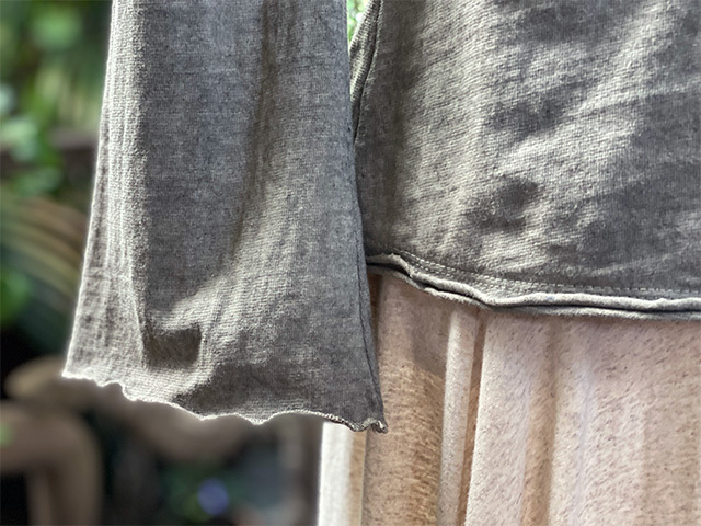 asana 厚手 フレアースリーブ・草木染め