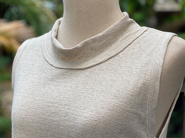 asana ヘンプコットン ハイネック チュニック ・きなり