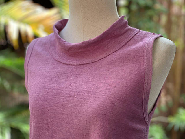 asana ヘンプコットン 厚手 ハイネック チュニック・草木染め