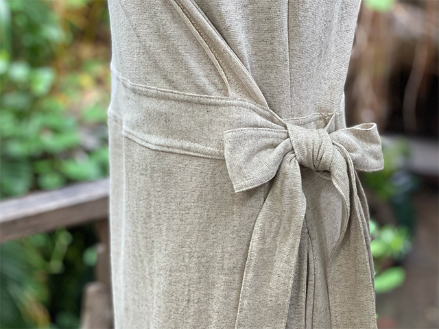 asana ヘンプコットン 厚手 カシュクール スリーブ ワンピース・きなり