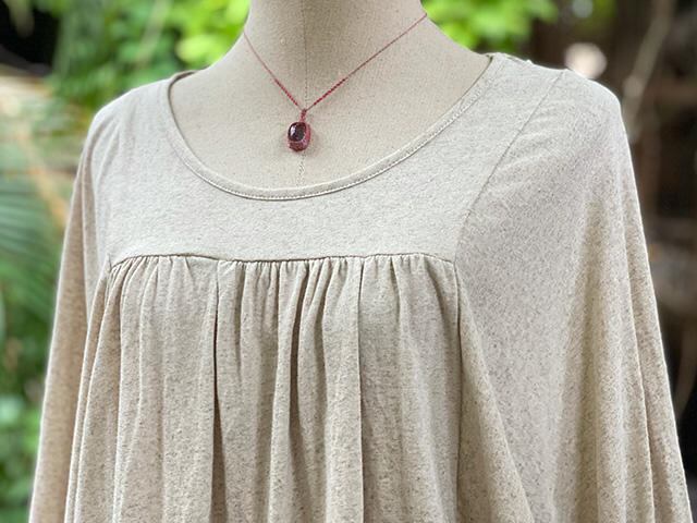 asana ヘンプコットン 薄手 ギャザー ポンチョ・きなり