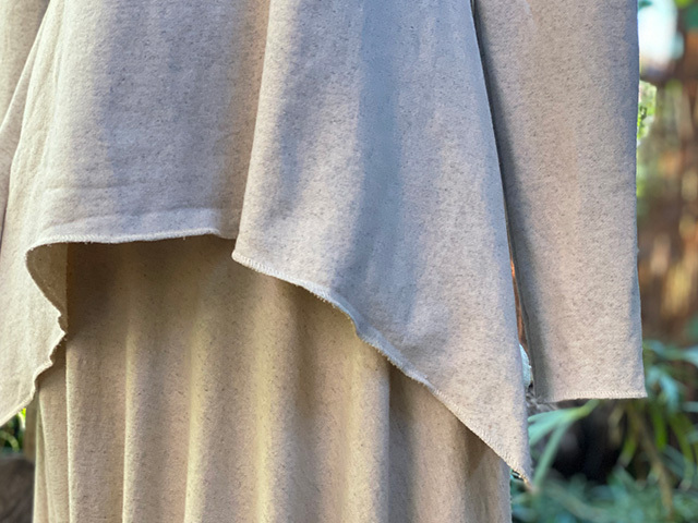 asana ヘンプコットン ふかふか Vネック ロングスリーブ・きなり 