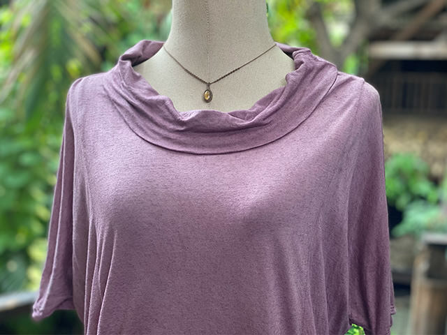 asana ヘンプコットン テロテロ ゆったり ハイネック ブラウス・草木染め