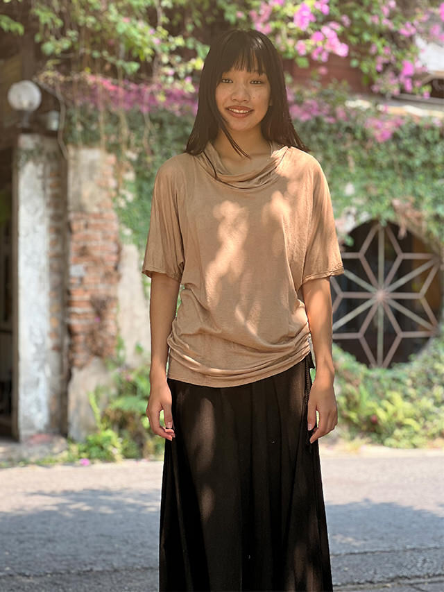 asana ヘンプコットン テロテロ ゆったり ハイネック ブラウス・草木染  