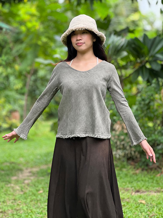 Usaato Aラインフレアスリーブプルオーバー生成り ナチュラル天然素材 asana HEMP100% テロテロ バイアス ロング フレアースリーブ・草木染め
