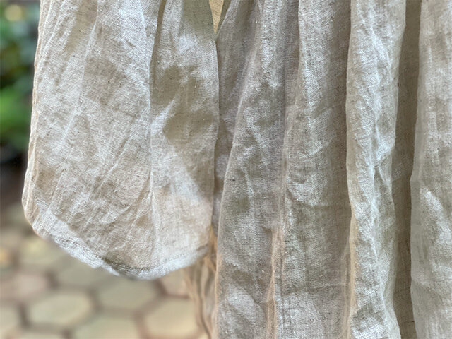 asana 麻100% ガーゼ 三つ編み ギャザー ブラウス・きなり