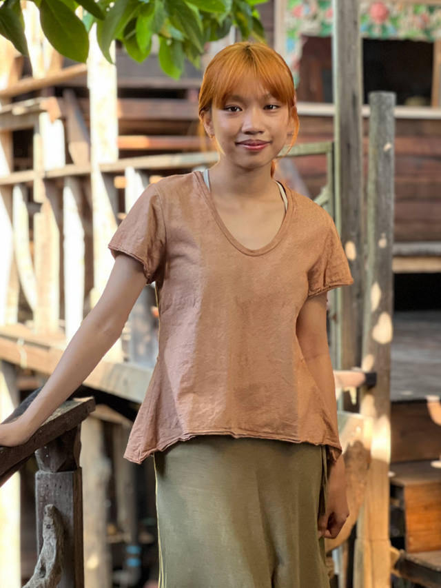 新品未使用　タグ付　payaka asana ヘンプ100% ベージュ asana ヘンプコットン 厚手 ひらひら クロス Tee・草木染め【パヤカ