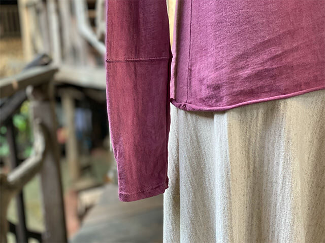 asana ヘンプコットン 薄手 ハイネック グローブ カットソー・草木染め