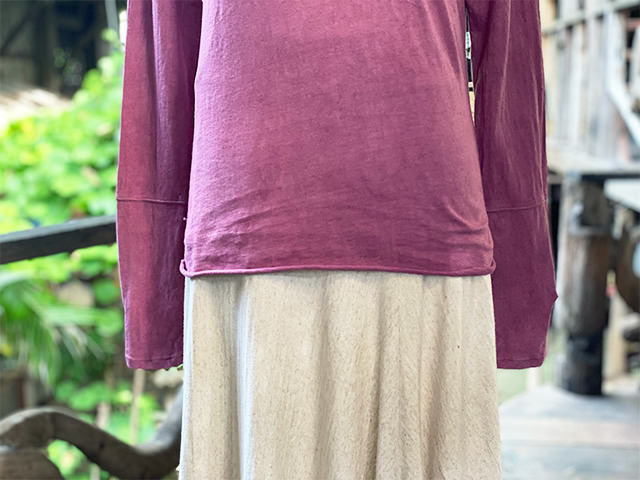 asana ヘンプコットン 薄手 ハイネック グローブ カットソー・草木染め