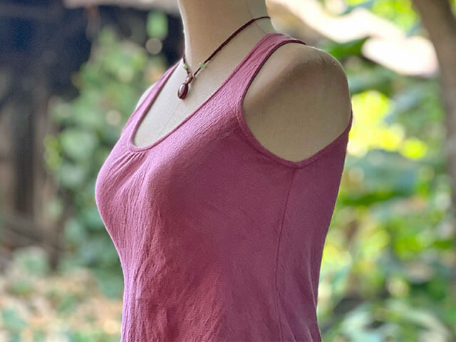 asana 麻100% 薄手 バイアス タンクトップ・草木染め