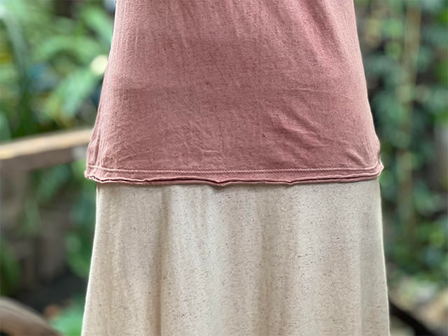 asana ヘンプコットン 薄手 Vネック タンク・手刷りプリント 草木染め