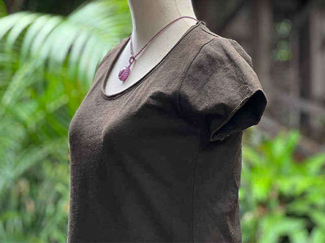 asana ヘンプコットン 厚手 スリムTee・草木染め 手刷り抜染