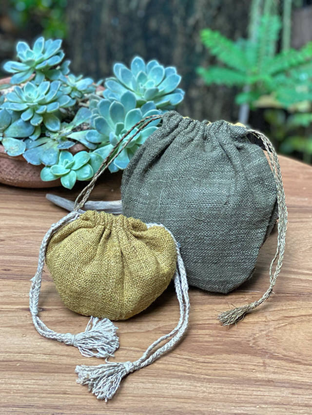 asana HEMP100% 手織り 巾着袋・草木染め【パヤカ オンラインショップ】 