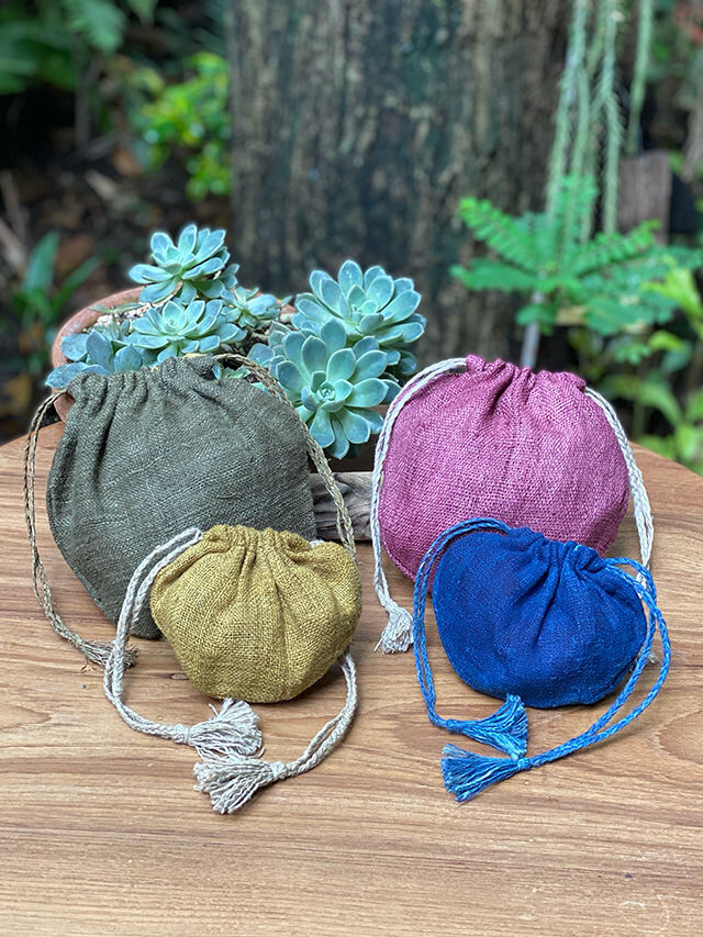 asana HEMP100% 手織り 巾着袋・草木染め【パヤカ オンラインショップ】 