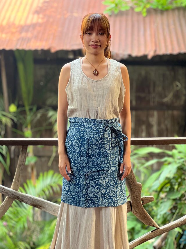 【美品】PAYAKA HEMP100% 薄手インディゴ抜染 バイアススカート asana HEMP100% 麻柄プリント ポケット バイアス スカート
