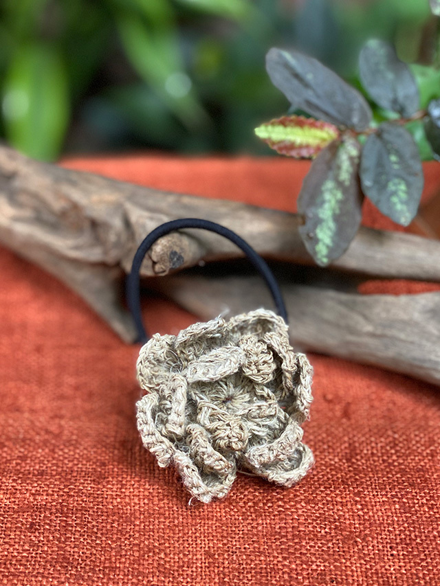 ★NA様ご確認用☆ハンドメイド　ヘアゴム 楽天市場】【数量限定 300円OFFクーポン】【卸売り】 台座付き