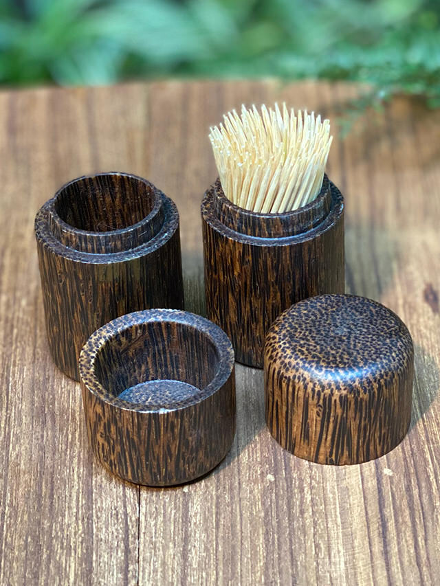 ヤシの木 爪楊枝入れ【パヤカ オンラインショップ】