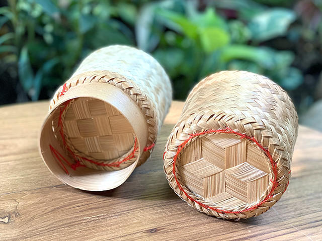 バンブー 脚付 もち米入れ・大【パヤカ オンラインショップ】