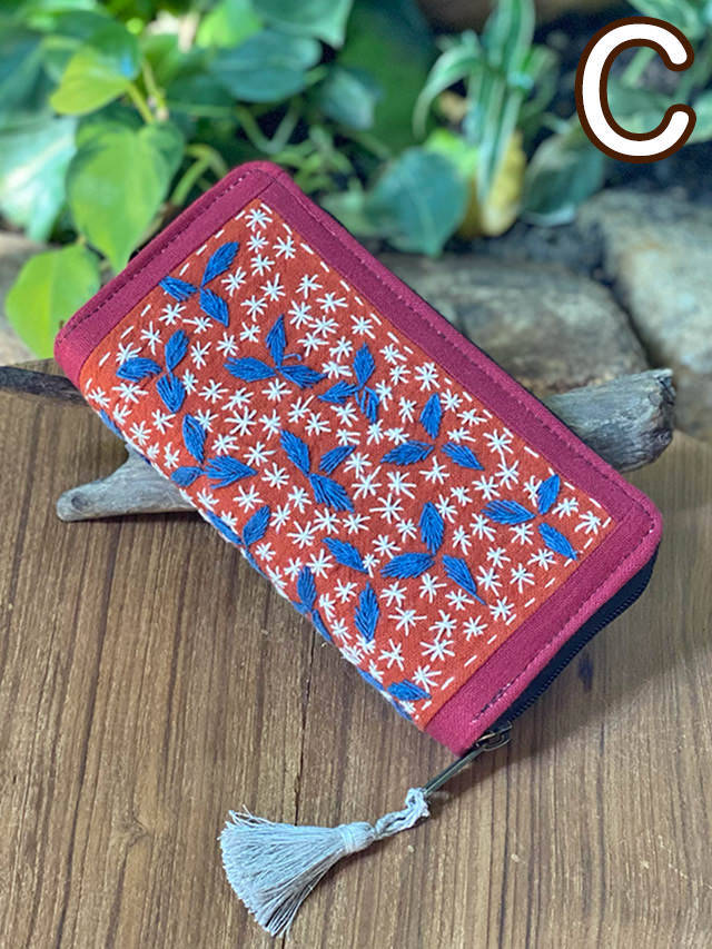 希少 Jeffrey Fulvimari 刺繍長財布 タッセル付き 希少 Jeffrey Fulvimari 刺繍長財布 タッセル付き 2025年最新