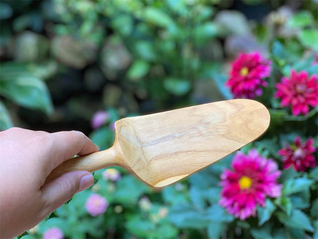 チークWOOD ケーキサーバー