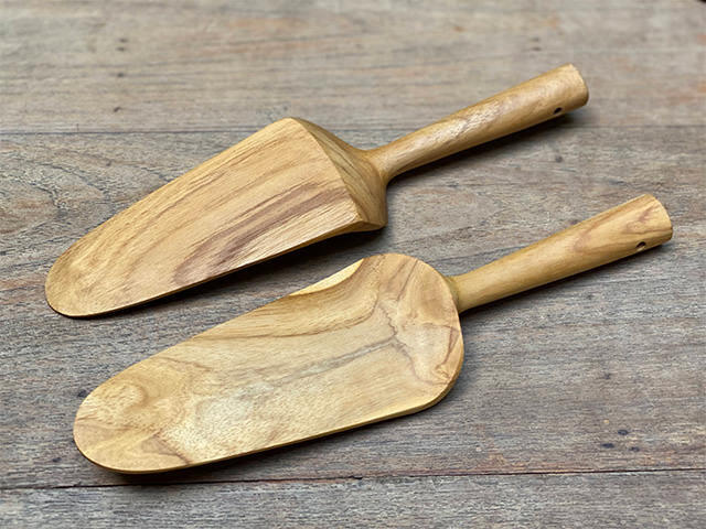 チークWOOD ケーキサーバー
