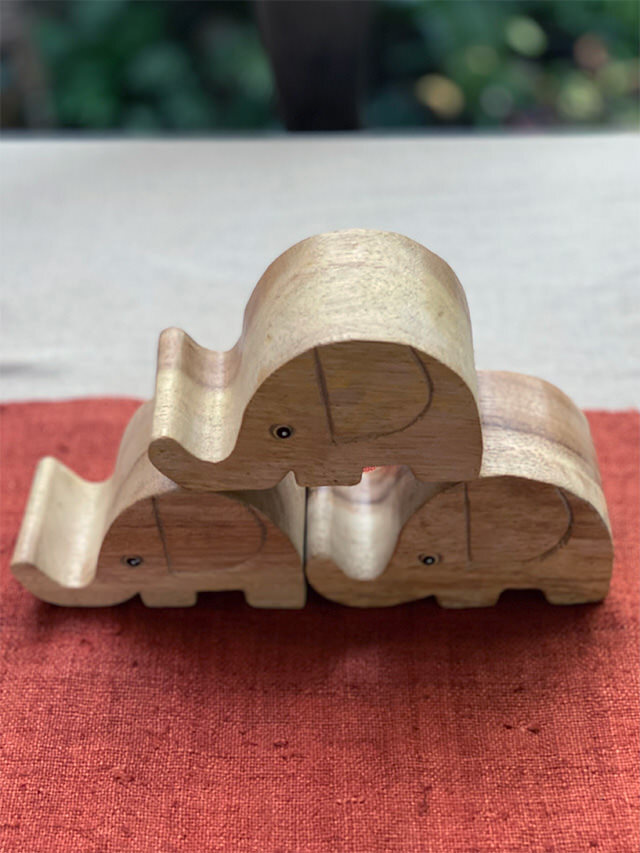 WOOD エレファント スマホ スタンド【パヤカ オンラインショップ】