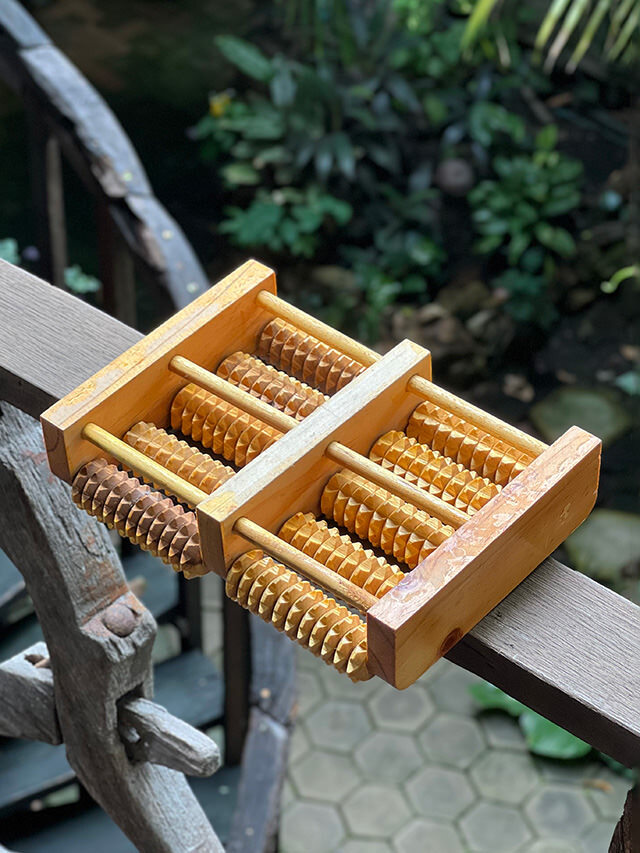WOOD 足つぼ マッサージ ローラー・大【パヤカ オンラインショップ】