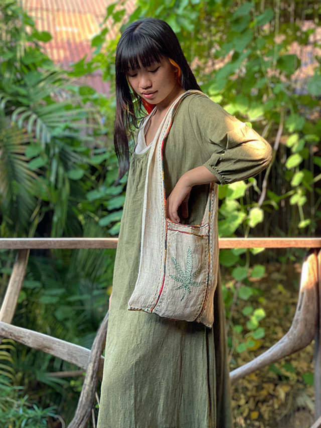 HEMP100% 手織り 麻の葉 手刺繍 カレン族 バッグ【パヤカ オンライン  