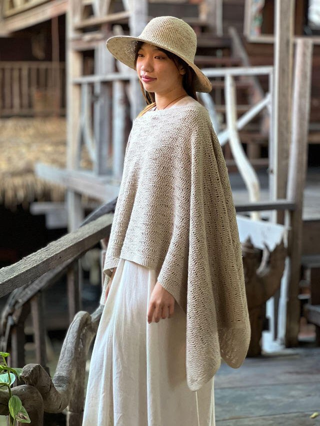 fabiana filippi ベージュ ハニカム編み ポンチョ fabiana filippi ベージュ ハニカム編み ポンチョ fabiana