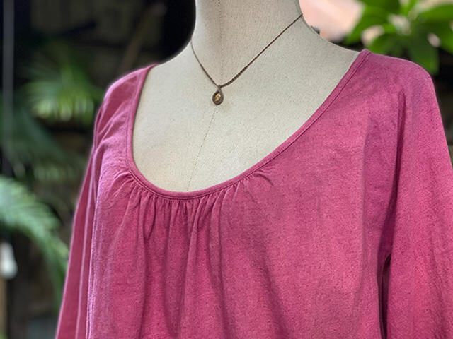 asana x chewin'bacco ヘンプコットン 薄手 ギャザー ラグラン スリーブ・草木染め