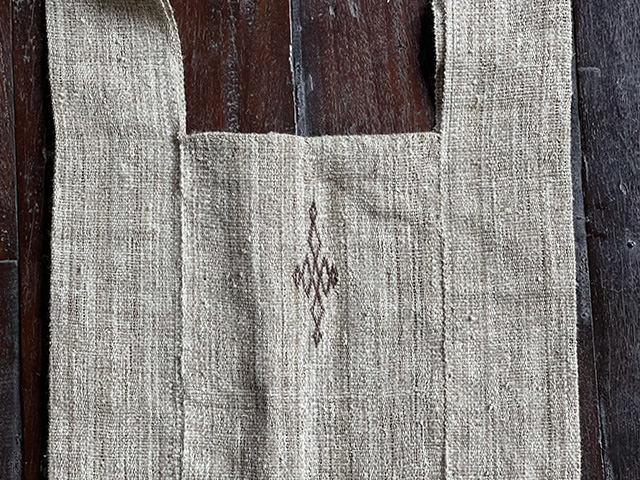 Karma HEMP100% 手織り手縫い ショルダーバッグ・手刺繍