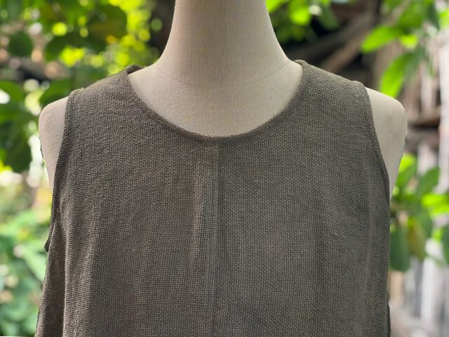 asana HEMP100% 手織り ゆったり タンク・草木染め