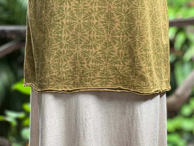 asana ヘンプコットン 厚手 手刷り 麻柄プリント メンズ タンクトップ・草木染め