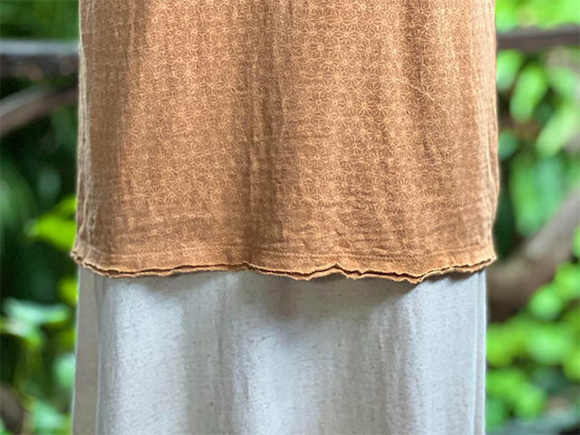 asana ヘンプコットン 厚手 手刷り 麻柄プリント メンズ タンクトップ・草木染め